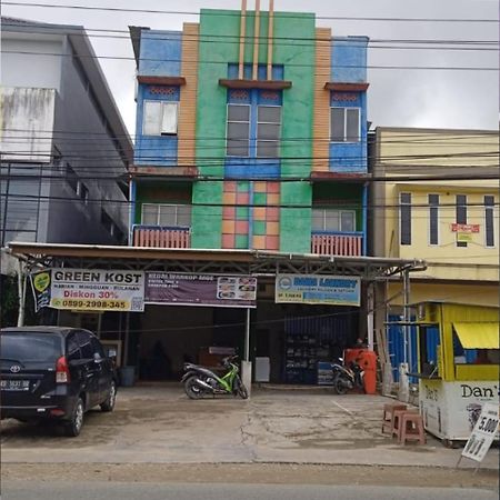 Greenkost Pansiyon Sintang Dış mekan fotoğraf